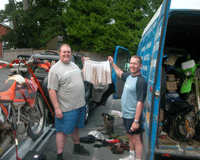 Big Pete and Andy check for mud in Pete's grunts!